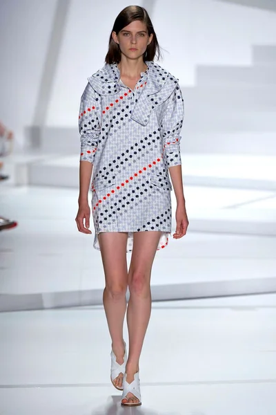 Look 22